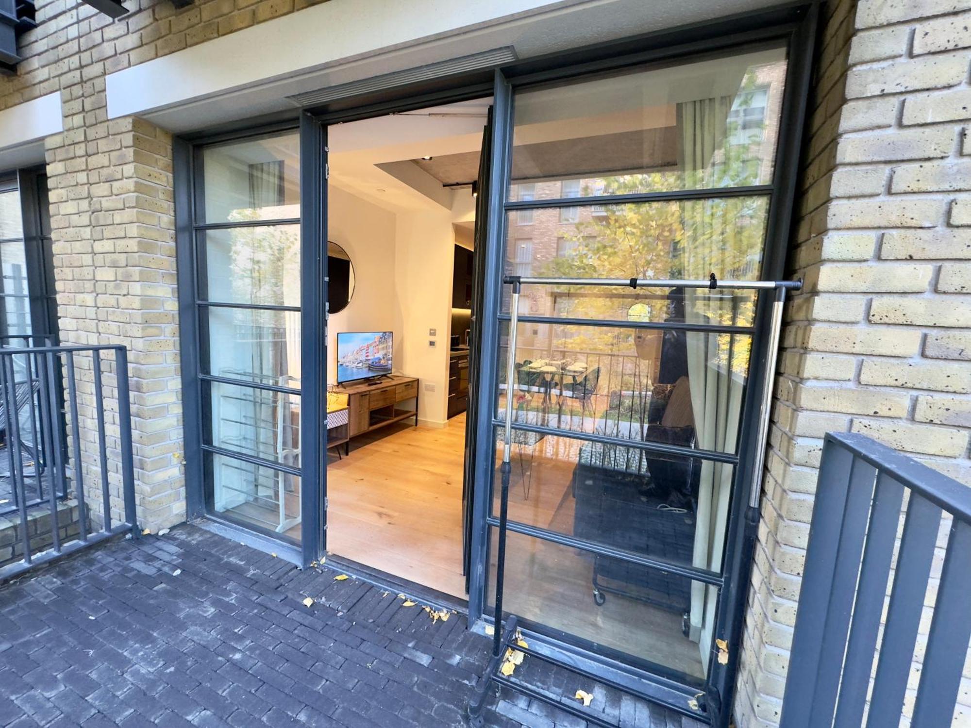 Amazing Cosy Apartment, Next To O2 Arena And Close To London Excel, Secure Parking מראה חיצוני תמונה